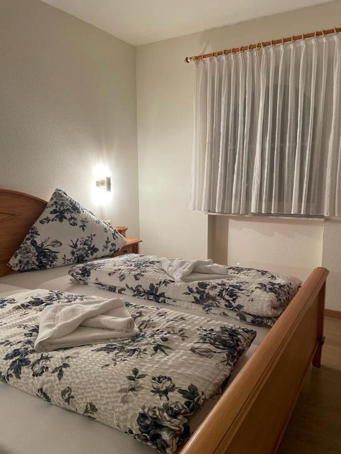 Hotel Und Restaurant Gruner Hahn Elsenfeld Kültér fotó